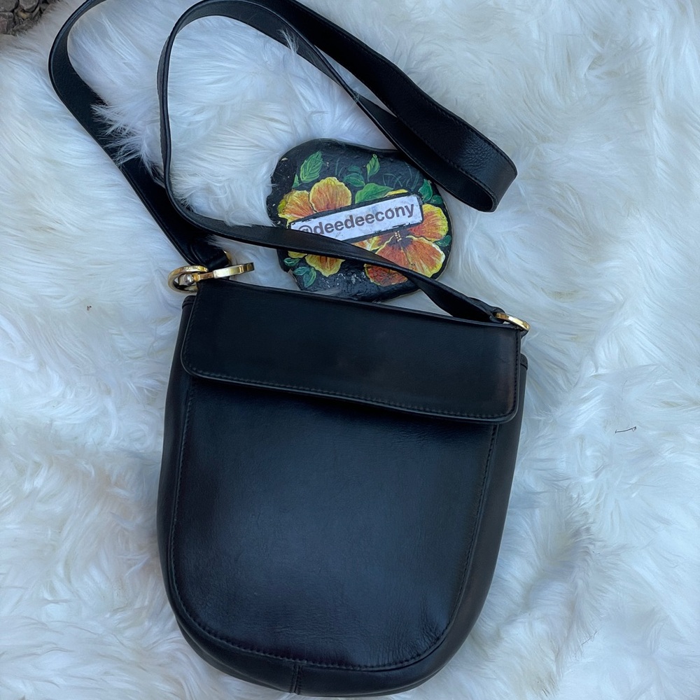 FERRAGAMO Vintage Leather Unisex Shoulder Bag or Crossbody Made in Italy - Picture 15 of 15